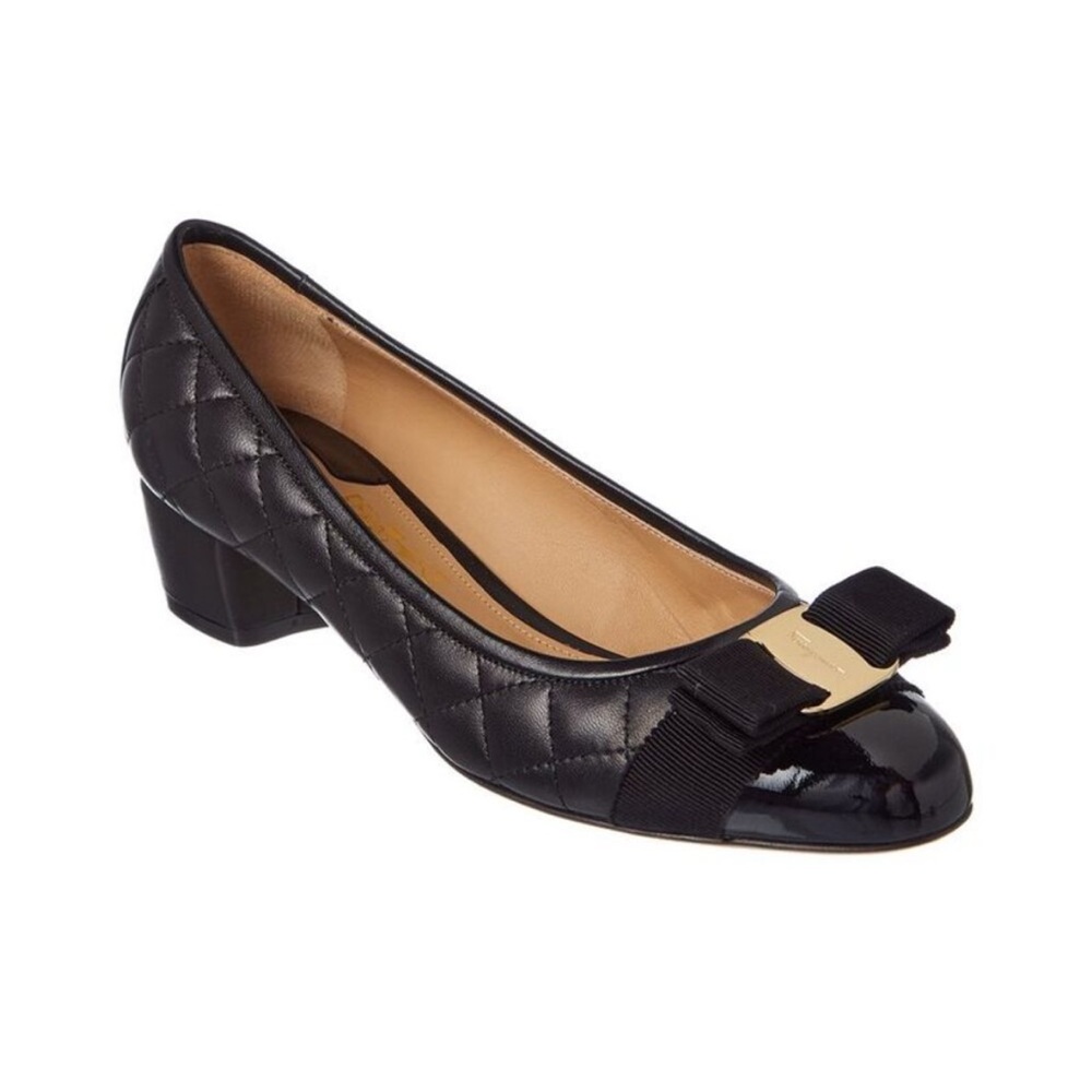 Ferragamo Vara Quilted Black Leather Pump Size 7